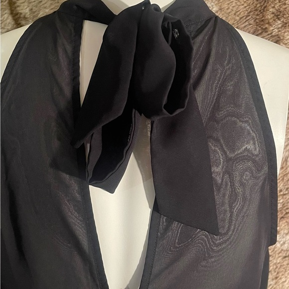 GUESS High Neck Sleeveless Top - Picture 5 of 6